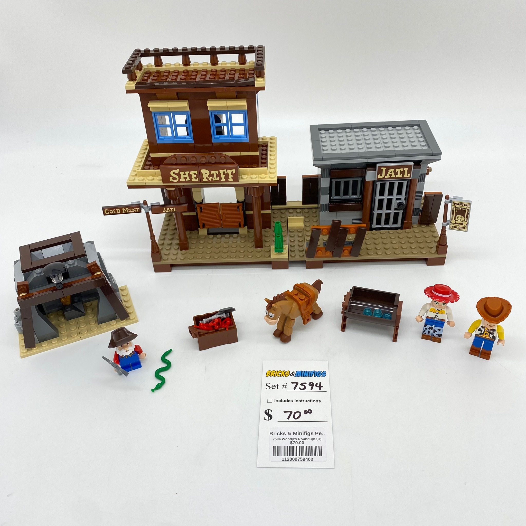 Bricks and Minifigs