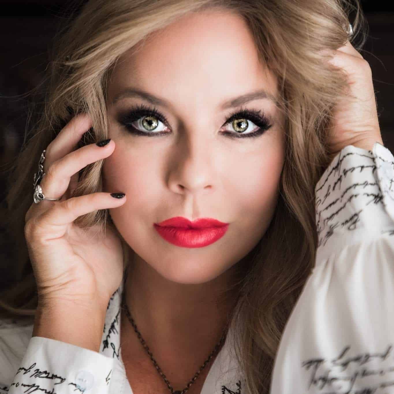 Susan Hickman at Hometown Sports Bar & Grill
